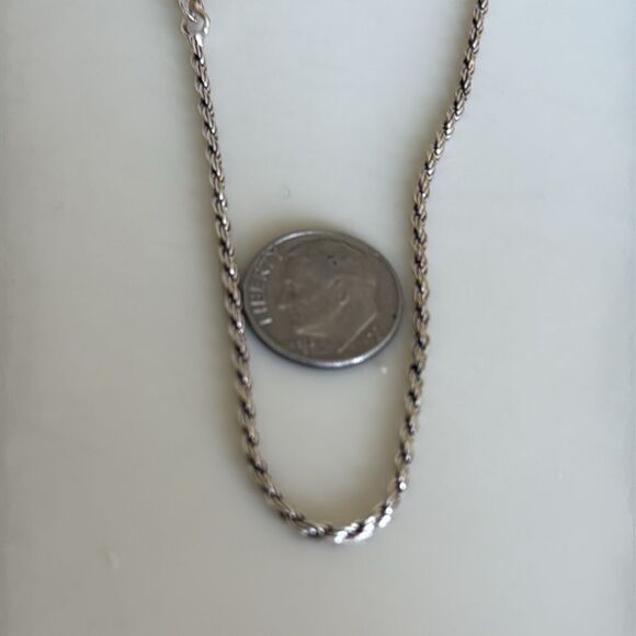 Sterling silver coiled necklace - Picture 4 of 4